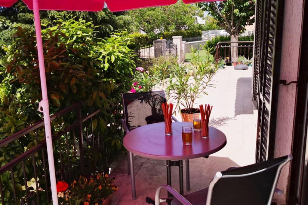 Apartment Vesna For 2, Free Parking And Wi-Fi Pula Luaran gambar